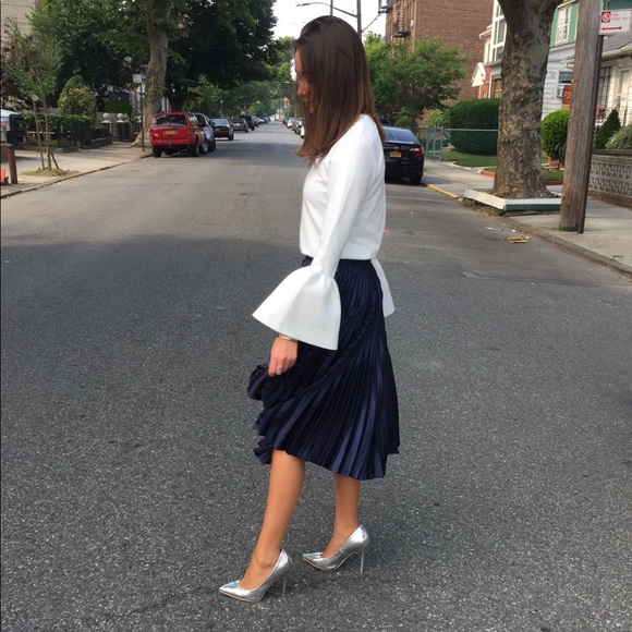 Meet your Posher, Leah - Picture 1 of 1